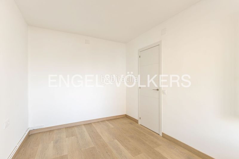 Foto ff7d61ff-14be-4257-b855-1a1ab88ea1d2. Pis amb calefacció aparcament a Calafell platja Calafell