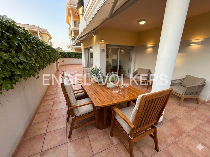 Foto 2485b342-b4b5-4d14-9a54-b7e636289b0f. Pis amb calefacció aparcament piscina a Les Salines-Pla de Sant Pere Cubelles