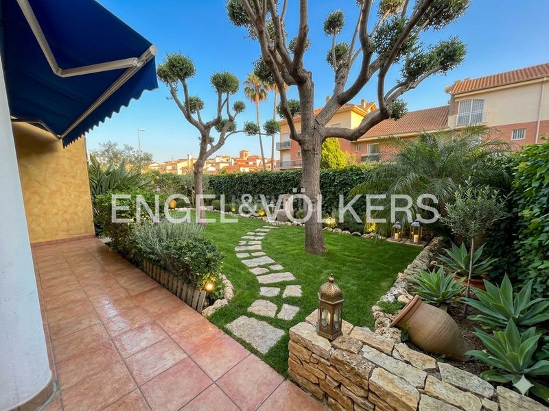 Foto cea59b39-2845-4f68-a9f7-4a7a22d3b760. Pis amb calefacció aparcament piscina a Les Salines-Pla de Sant Pere Cubelles