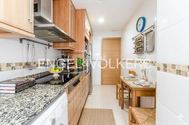 Foto d4239bc0-17c0-4db6-8c5e-38f51920ff7d. Pis amb calefacció aparcament piscina a Les Salines-Pla de Sant Pere Cubelles