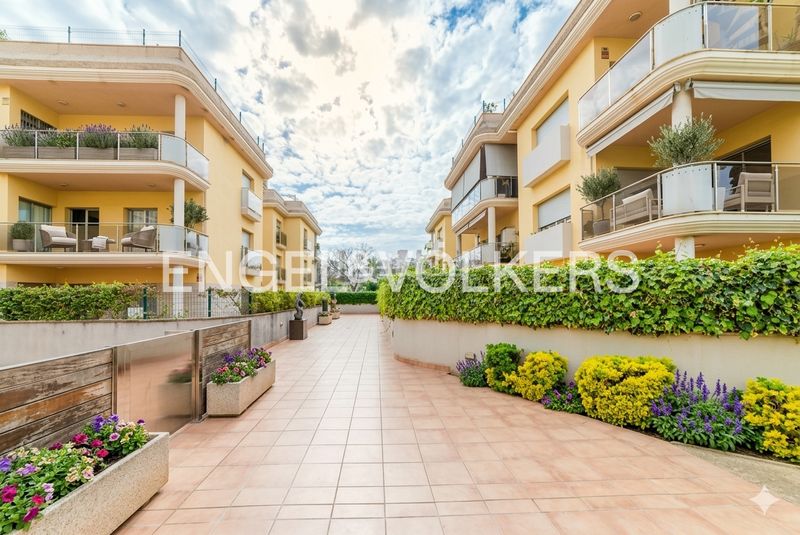 Foto dbeddd5f-5162-4a9a-9edc-3faa0c0ee8d1. Pis amb calefacció aparcament piscina a Les Salines-Pla de Sant Pere Cubelles