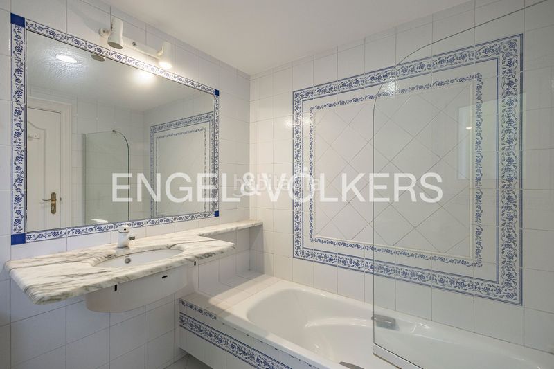 Foto 03b4c4d2-7f10-482a-9e67-d798a17b6bb1. Casa amb calefacció aparcament a Bellaterra