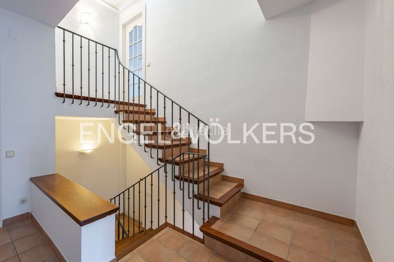 Foto 08bb1122-f75a-4b22-ac4a-ea22e3a36f94. Casa amb calefacció aparcament a Bellaterra