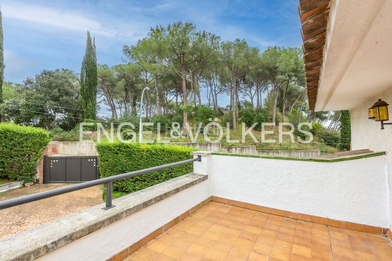 Foto 224642c3-3523-4b11-afc9-25861685b6fc. Casa amb calefacció aparcament a Bellaterra