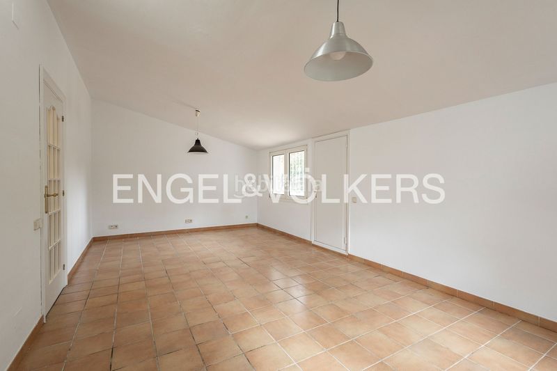 Foto de31e469-508a-4333-b4f5-c49a1dd4a2a6. Casa amb calefacció aparcament a Bellaterra