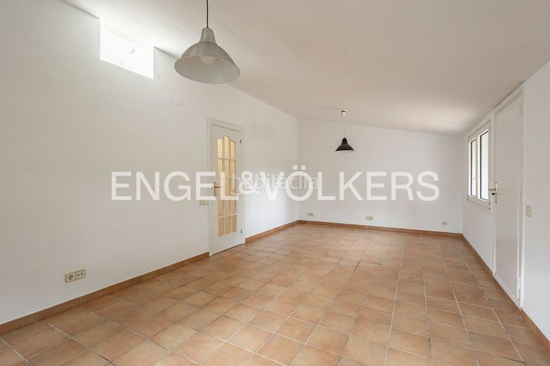 Foto de9f6d16-570d-4983-a76c-fe2a5c6a3ed8. Casa amb calefacció aparcament a Bellaterra