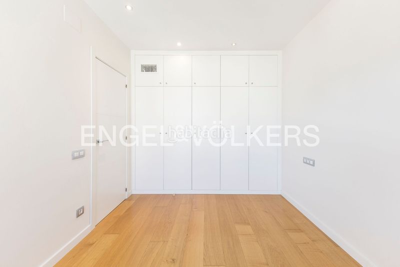Piso exclusivo piso con terraza y vistas abiertas en eixample nova esquerra en Barcelona - Imagen 7
