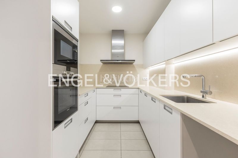 Piso exclusivo piso con terraza y vistas abiertas en eixample nova esquerra en Barcelona - Imagen 11