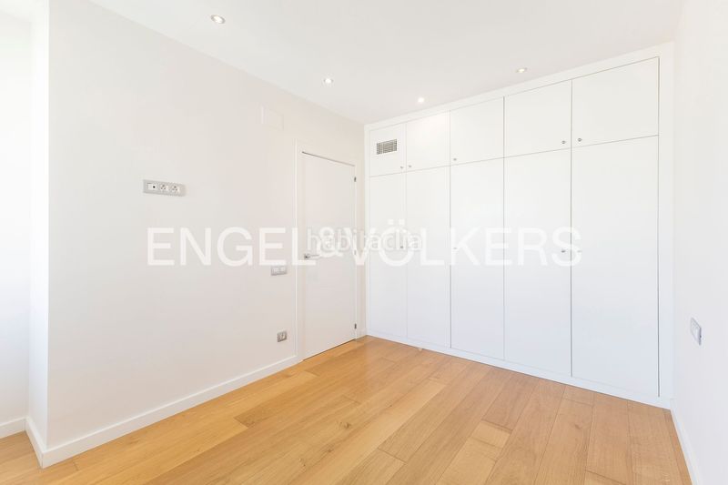 Piso exclusivo piso con terraza y vistas abiertas en eixample nova esquerra en Barcelona - Imagen 8