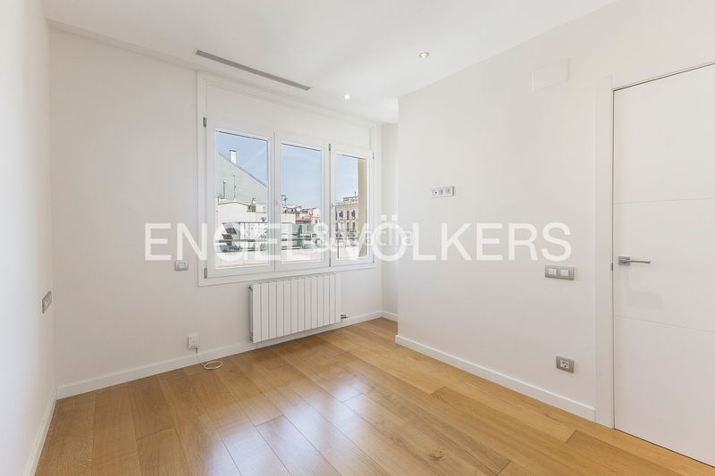 Piso exclusivo piso con terraza y vistas abiertas en eixample nova esquerra en Barcelona - Imagen 9