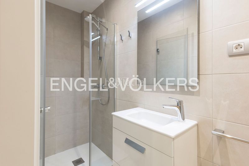 Piso exclusivo piso con terraza y vistas abiertas en eixample nova esquerra en Barcelona - Imagen 20