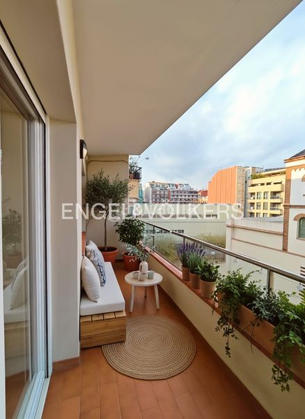 Piso exclusivo piso con terraza y vistas abiertas en eixample nova esquerra en Barcelona