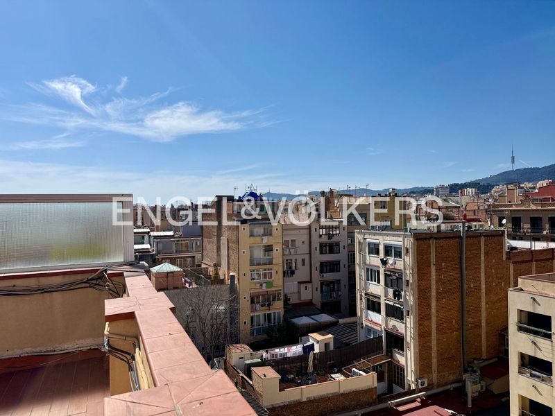 Foto 2098aac3-b7be-4096-8695-9e44503366ac. Pis amb calefacció a Vila de Gràcia Barcelona