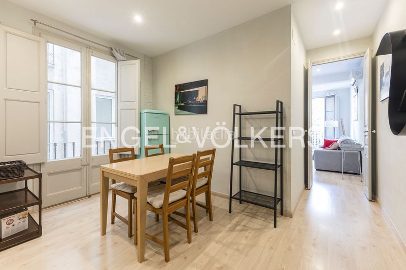 Foto 2a74654d-88b9-4dcb-9170-2d4b46615be6. Pis amb calefacció a Vila de Gràcia Barcelona