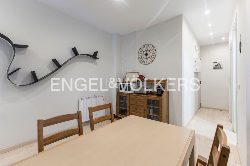 Foto 4fa13526-4e0f-49e5-8432-59f11908539b. Pis amb calefacció a Vila de Gràcia Barcelona