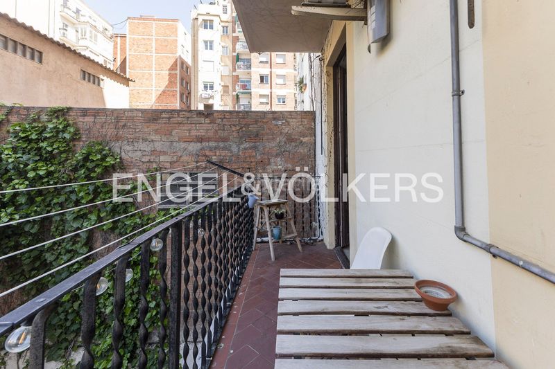 Foto 5590b927-f1c1-4951-8a77-c6ab726729ed. Pis amb calefacció a Vila de Gràcia Barcelona