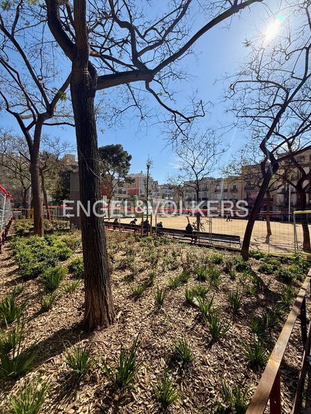 Foto 9de1f3f9-4612-42e0-958d-83d7bdada967. Pis amb calefacció a Vila de Gràcia Barcelona