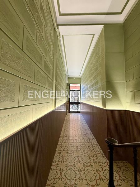 Foto e88f70ca-fc56-4fe8-b450-ce298ef271f9. Pis amb calefacció a Vila de Gràcia Barcelona