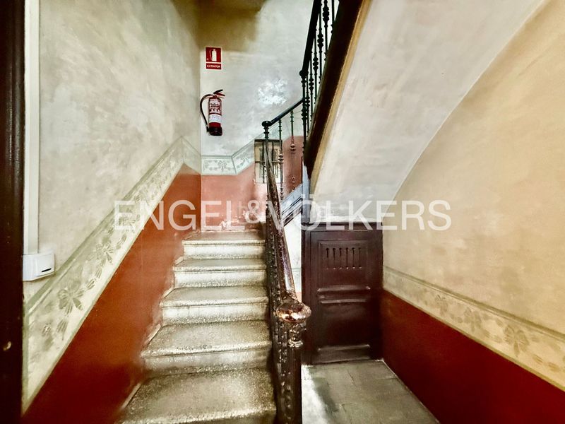 Foto eff1f61e-19aa-4ee2-9076-e3f9dfb3e9d0. Pis amb calefacció a Vila de Gràcia Barcelona