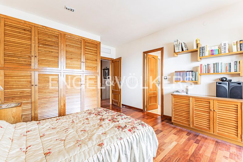 Foto 7be1c9af-7300-4eb0-8448-63ff128093d7. Casa amb calefacció aparcament a La Miranda-Can Candeler Sant Just Desvern