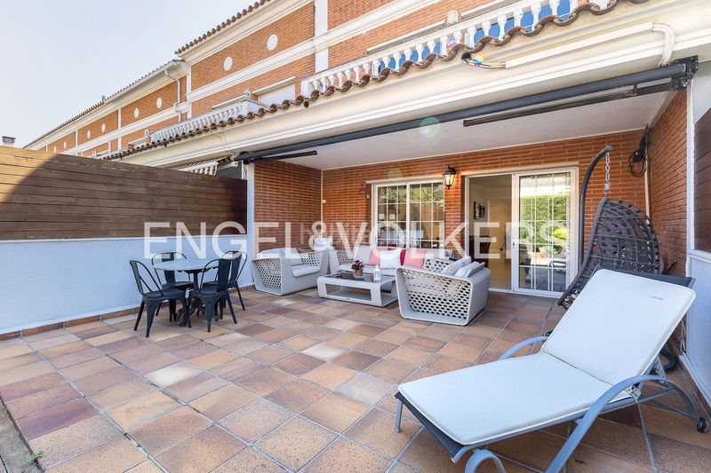 Foto 84fbe4bb-e9a4-4768-8896-44a4ac68bec5. Casa amb calefacció aparcament a Centre Vilassar de Mar