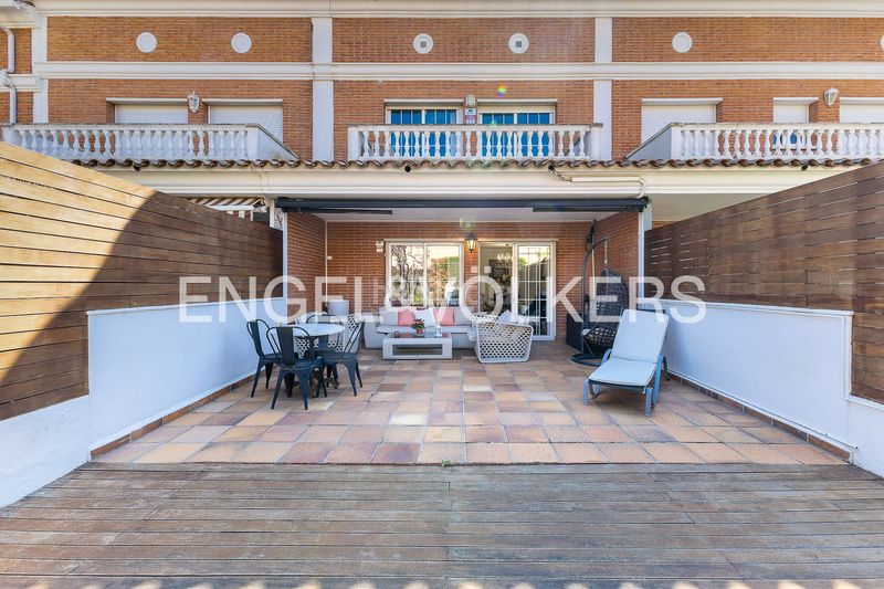 Foto 9f660619-6ede-4ee4-965e-b7b1fb4ec5c4. Casa amb calefacció aparcament a Centre Vilassar de Mar