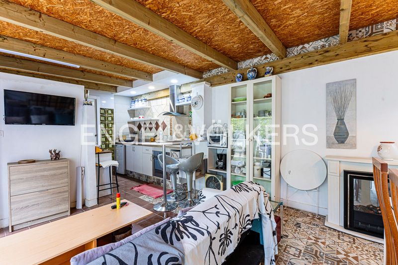 Foto 0cacecd8-3d51-4606-aac0-0bdea734102b. Casa amb calefacció aparcament a Catllar (El)