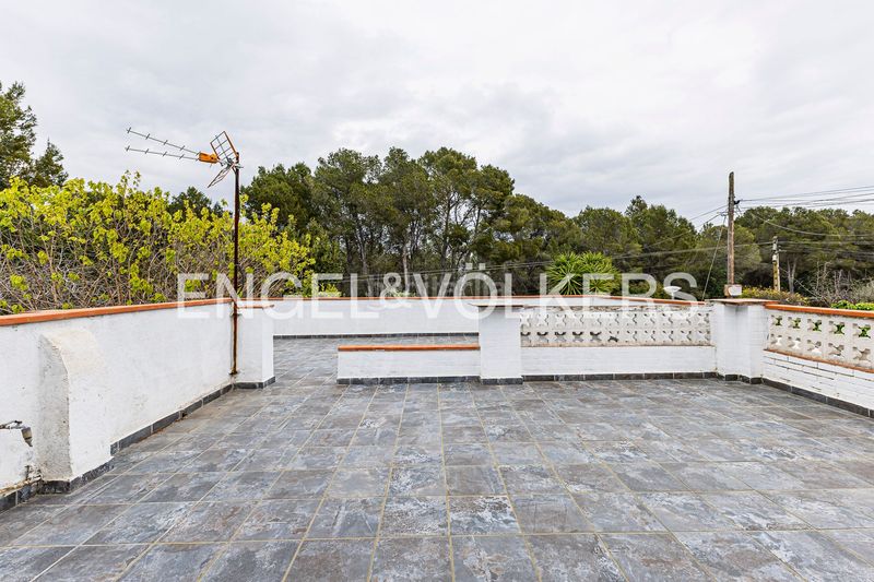 Foto 436b015f-8522-4cc5-90bb-00b128f2f1ca. Casa amb calefacció aparcament a Catllar (El)