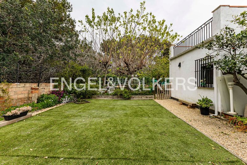 Foto 5c241f46-2c1f-4f9a-a62a-8c52218405f5. Casa amb calefacció aparcament a Catllar (El)