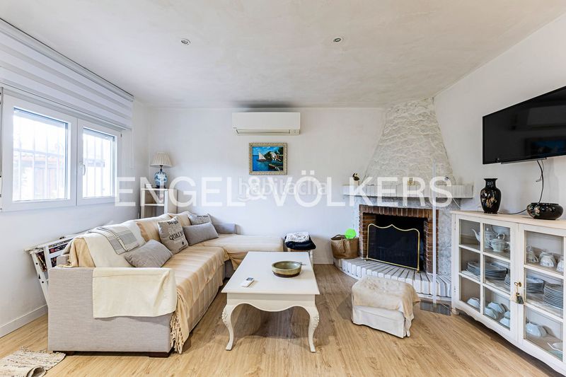 Foto baf7e047-3e20-4cb8-8629-9fe9024109a0. Casa amb calefacció aparcament a Catllar (El)