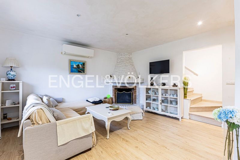 Foto c39a1e3a-0b6c-47c8-b944-d26f3fe4af72. Casa amb calefacció aparcament a Catllar (El)