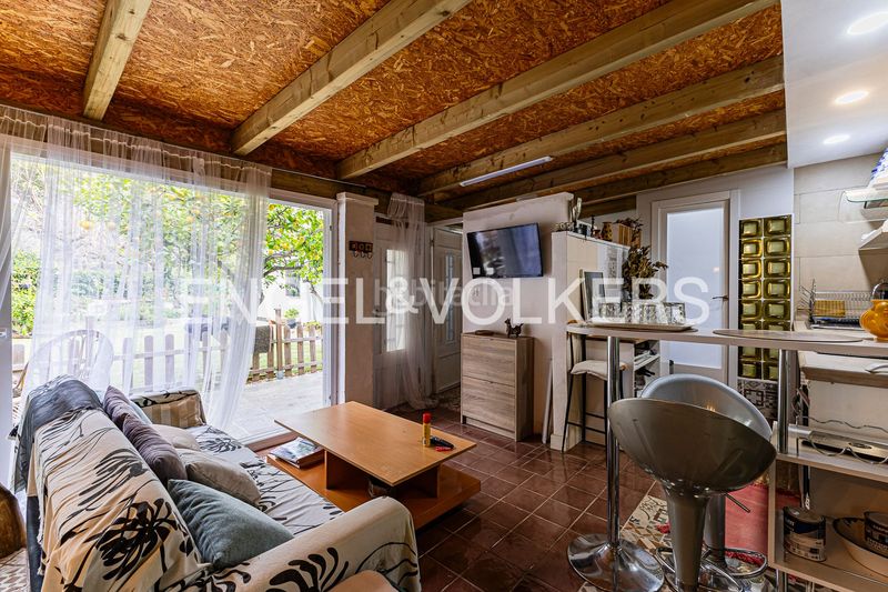 Foto d79baaa3-6e16-46fa-859b-59642231e95f. Casa amb calefacció aparcament a Catllar (El)