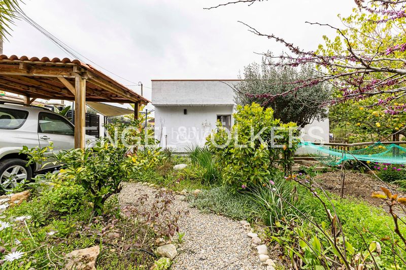 Foto d81f9cbb-9578-4a54-bc10-cf4ad5be13a4. Casa amb calefacció aparcament a Catllar (El)