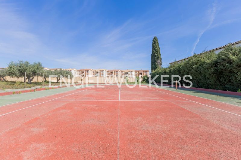 Foto 6402efe0-7ea2-45a1-929b-32b942dff41d. Casa amb calefacció aparcament a Marítima Sud Torredembarra