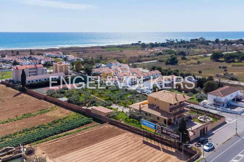 Foto 68cf3298-b5e4-44b3-a555-2905c9a6bbed. Casa amb calefacció aparcament a Marítima Sud Torredembarra
