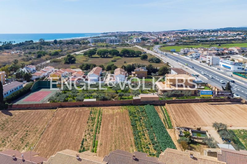 Foto 87d1e48f-ea7f-48ff-9f84-20d82314963b. Casa amb calefacció aparcament a Marítima Sud Torredembarra
