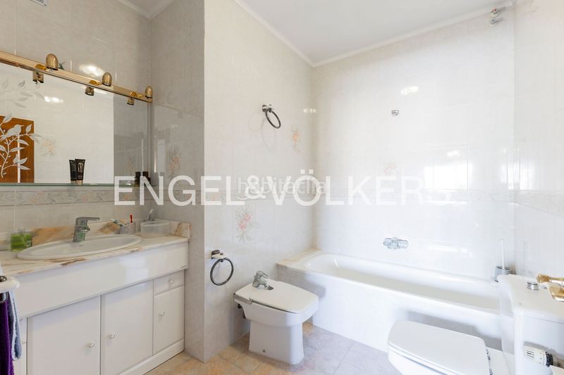 Foto d2a93195-7c78-4a0d-a9d6-d387b28d54c7. Casa amb calefacció aparcament a Marítima Sud Torredembarra