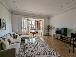 Location Appartement à Dreta de l´Eixample. Exquisita vida contemporánea en una ubicación privilegiada en la