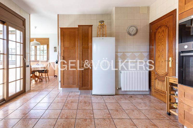 Foto 18175673-f346-46e2-94a9-9afdc7c293ea. Casa amb calefacció aparcament a Vilanova del Vallès