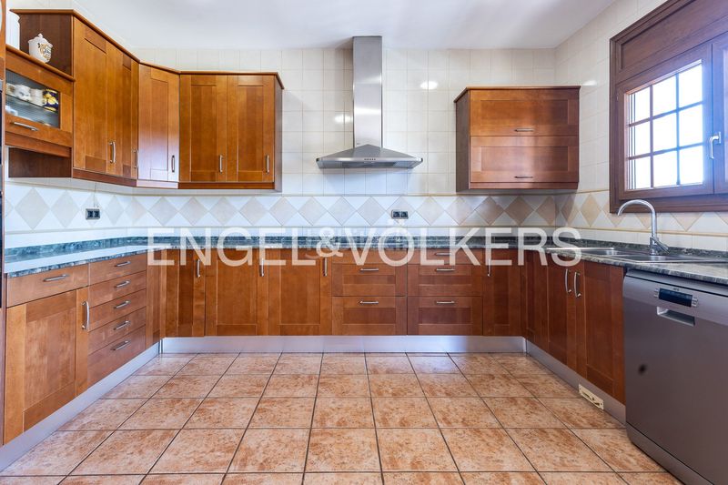 Foto 19c0358f-86aa-446d-854a-4cdd3174d7ab. Casa amb calefacció aparcament a Vilanova del Vallès