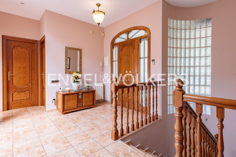 Foto d14c4f00-79f6-4471-8bbb-96e43f5495fb. Casa amb calefacció aparcament a Vilanova del Vallès