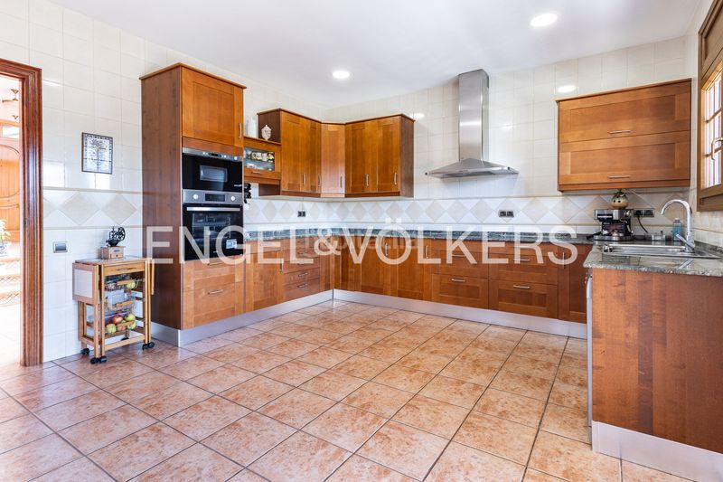 Foto d904e490-48cd-4327-a1b9-0fbf603c768f. Casa amb calefacció aparcament a Vilanova del Vallès