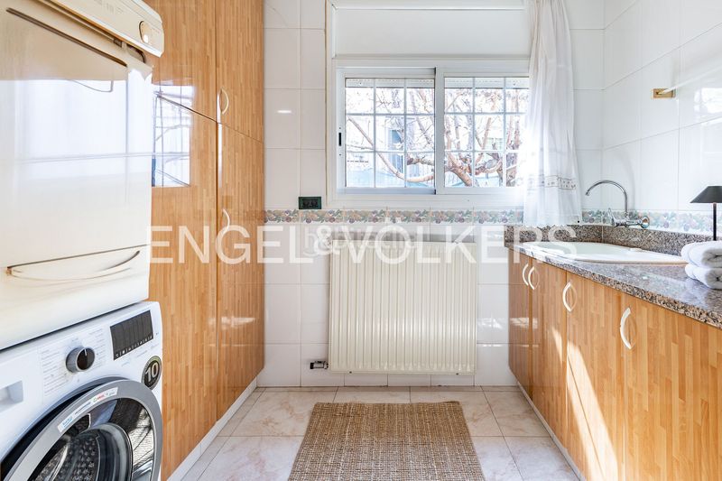 Foto 394f133f-1de3-459c-b8e2-ac8c309ef586. Casa amb calefacció aparcament piscina a Zona Alta Premià de Mar