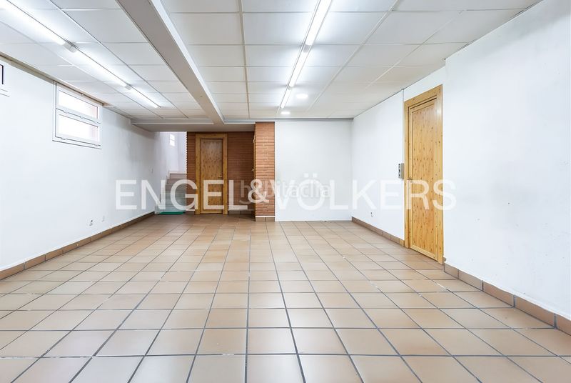 Foto a82c692d-67c0-4745-8af7-6ac4126b0dcf. Casa amb calefacció aparcament piscina a Zona Alta Premià de Mar