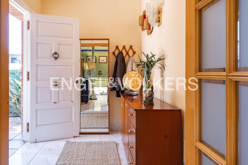 Foto ad0fdcf3-9daf-426c-8187-b1002a4c9930. Casa amb calefacció aparcament piscina a Zona Alta Premià de Mar