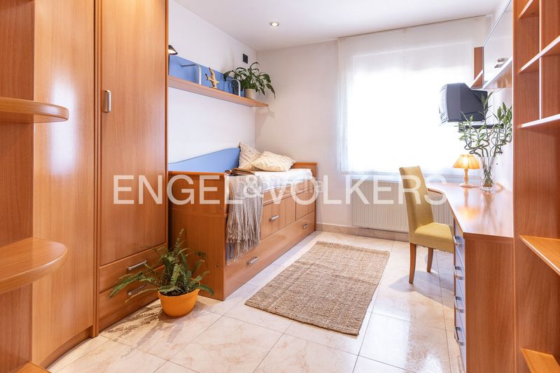 Foto f4135048-8418-4ca5-a8cf-c7ccb200db5b. Casa amb calefacció aparcament piscina a Zona Alta Premià de Mar