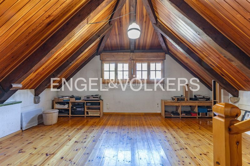 Foto 34c159cc-0818-4b0f-9827-15ed9f72eb42. Casa amb calefacció aparcament a Papiol (El)