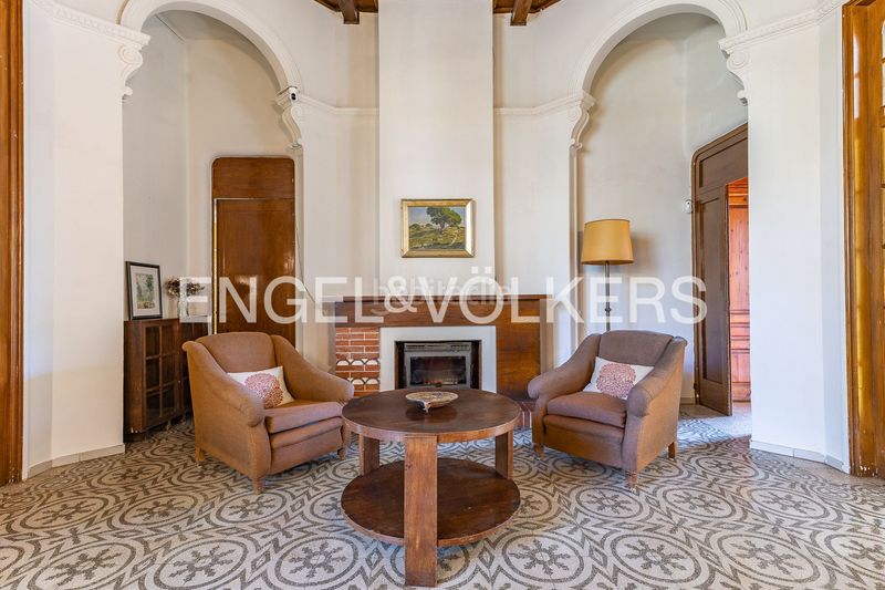 Foto 04cb3f64-8269-4749-bc5b-c8b375e6eb53. Casa amb calefacció aparcament a Eixample Sant Cugat del Vallès