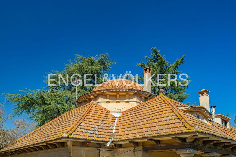 Foto 8984ad37-f419-4855-b301-41715d289e44. Casa amb calefacció aparcament a Eixample Sant Cugat del Vallès