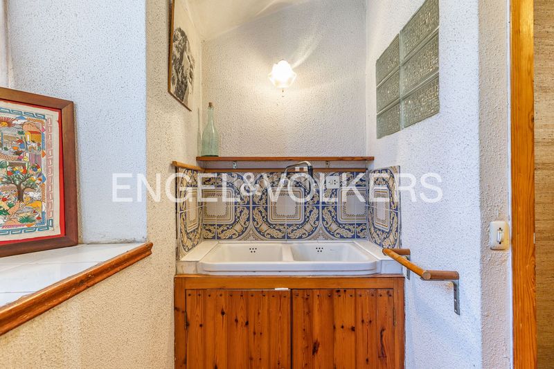 Foto 9eb70d97-3c97-4fdd-901e-96196a0a9f14. Casa amb calefacció aparcament a Eixample Sant Cugat del Vallès